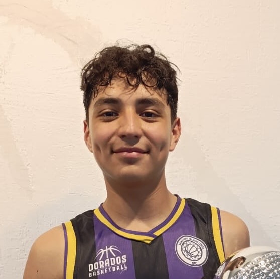 Leonardo Andre Márquez Flores
